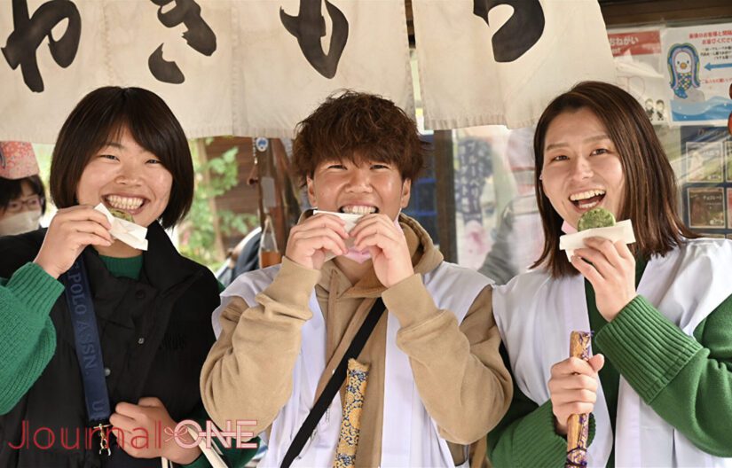 四国を応援! VERTZの庄司奈々選手、辻井美波選手、須永小晴選手が愛媛県松山市の石手寺を女子旅しました-Journal-ONE撮影