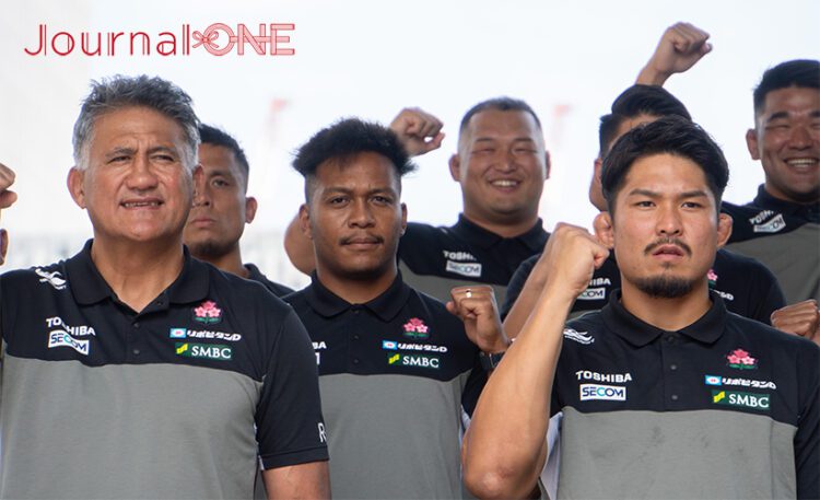 ラグビー日本代表 33名が決まり東京。丸の内での壮行会に臨むジェイミー・ジョセフヘッドコーチ、姫野和樹主将ら-Journal-ONE撮影