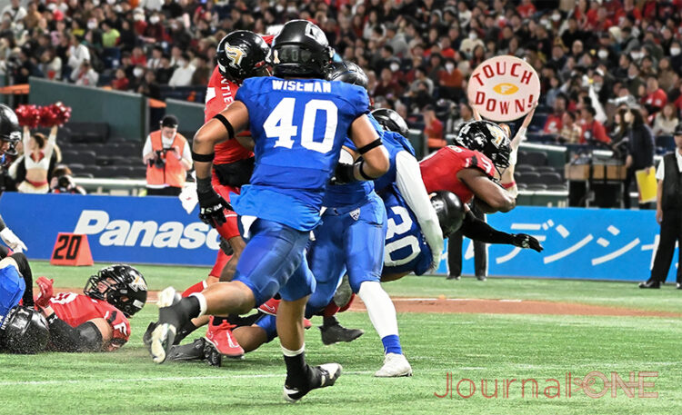 アメリカンフットボールRICEBOWL | 富士通フロンティアーズVSパナソニックインパルス 富士通はシリーズを更新しレッドゾーンまで攻撃を進める-Journal-ONE撮影