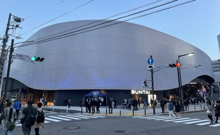 Journal-ONE | バスケ・Bリーグ 横浜ビー・コルセアーズの新本拠地となる横浜BUNTAI-吉川哲彦撮影