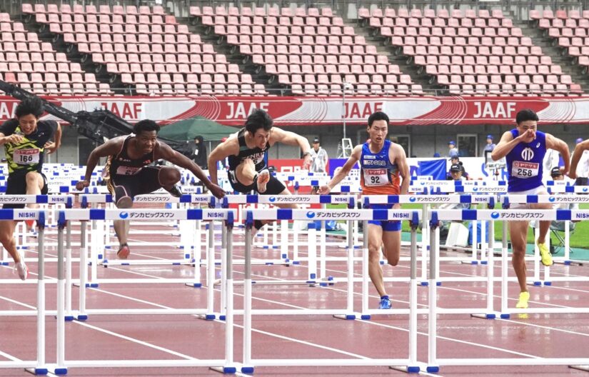 Journal-ONE | 陸上日本選手権 男子110mハードルは村竹ラシッド（左から2人目）が今季世界7位となる13秒07の好記録で圧勝。2位にはベテランの高山峻野（中央）が勝負強さを見せ、若手を抑えた-児玉育美撮影