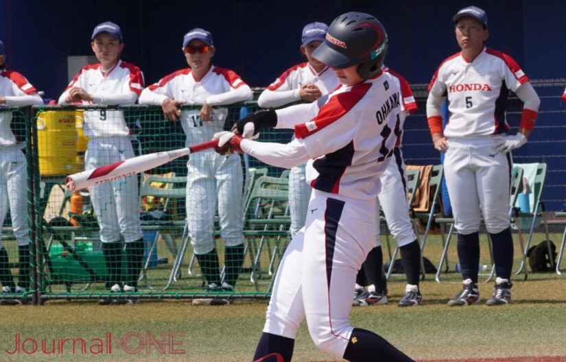 Journal-ONE | 女子ソフト JDリーグ ３点本塁打を放つ大川 茉由（ホンダ）-Journal-ONE撮影