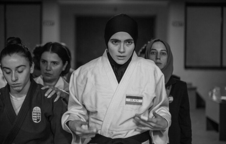 試合前の殺気立ったレイラ・ホセイニ選手（アリエンヌ・マンディ）の姿© 2023 Judo Production LLC. All Rights Reserved