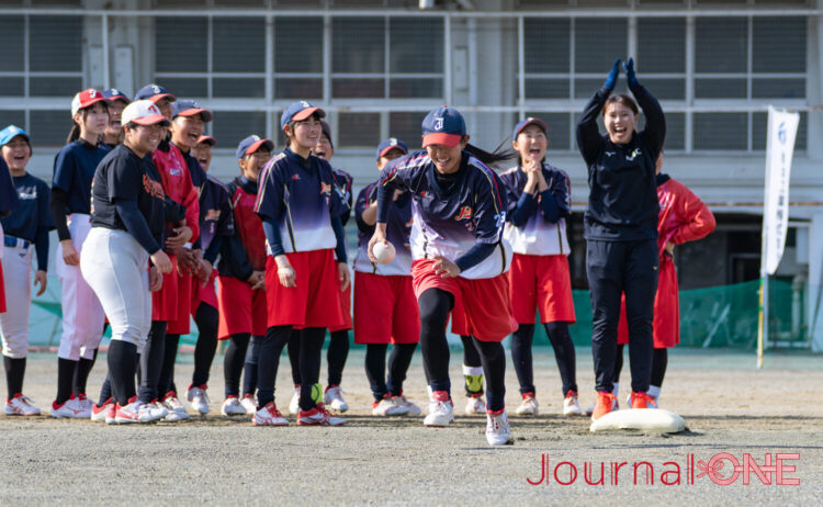 “静岡ドリームセッション”練習会レポート-トップアスリートが高校生にソフトボール技術を直伝!