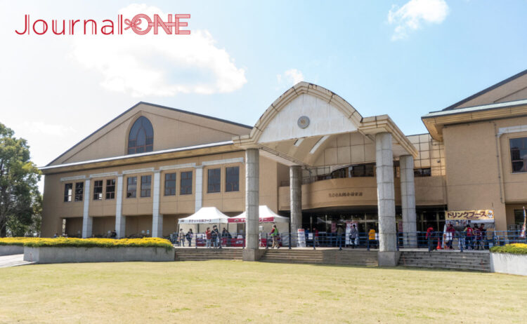 越谷市立総合体育館