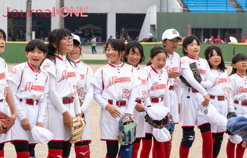 第18回春季小学生女子ソフトボール全国大会で初の準優勝に輝いた松戸JSLホワイトレイズ‐Journal-ONE撮影