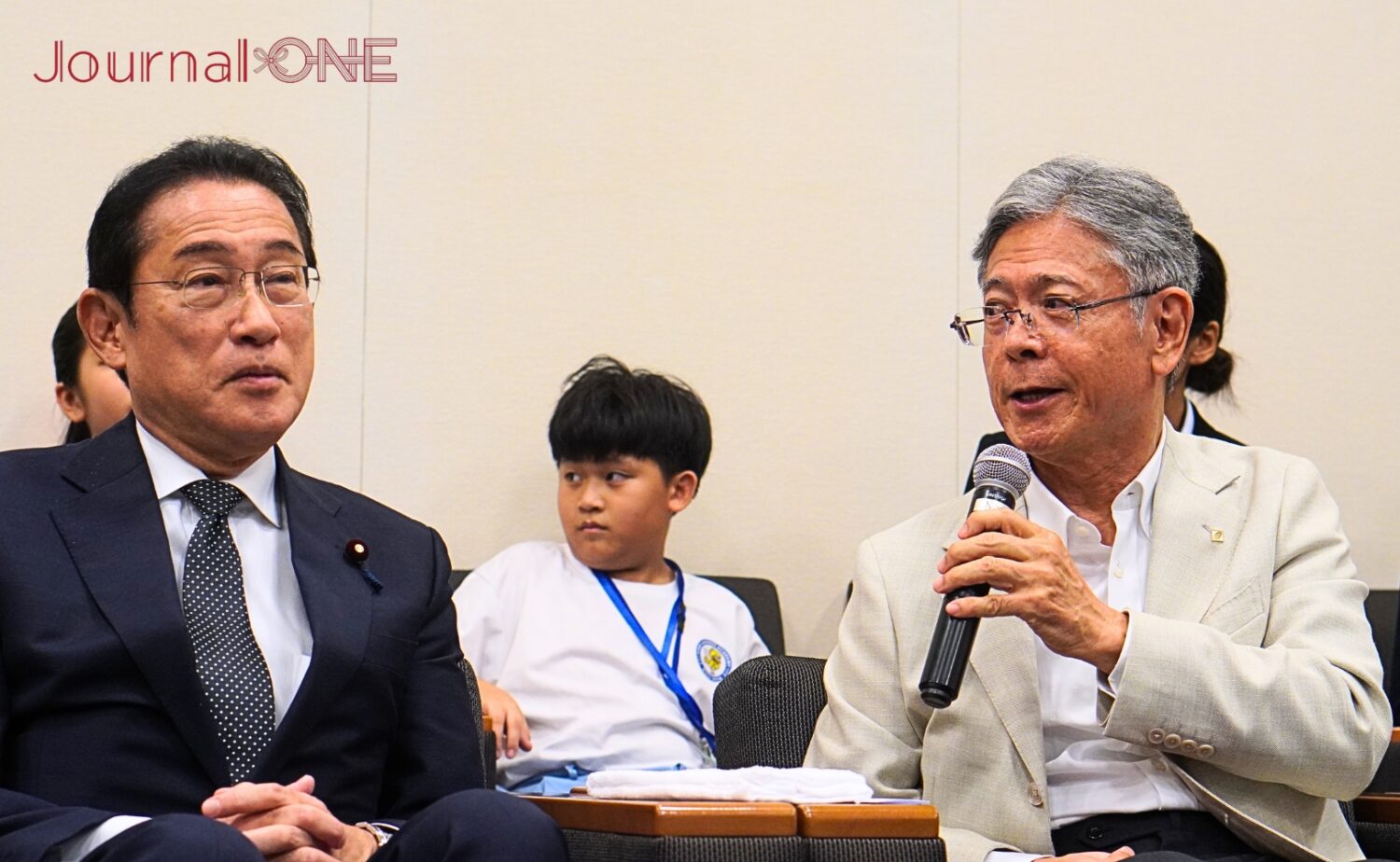活動の経緯を話す久保秀夫CIESF理事長(右)-Journal-ONE撮影