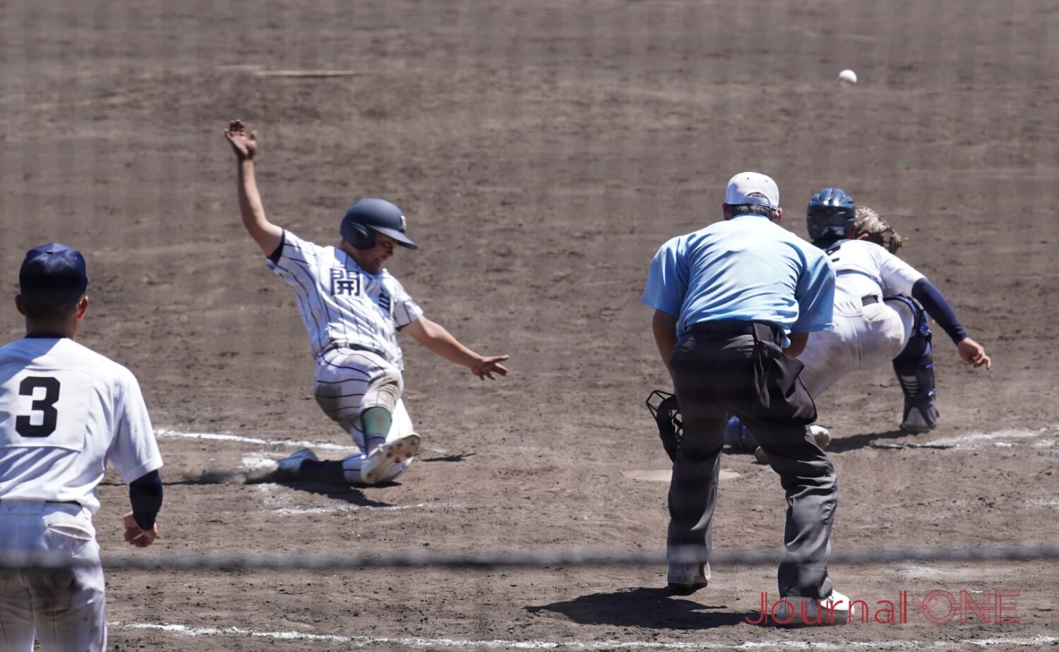 白熱した試合の観戦は万全な熱中症対策が必須-Journal-ONE撮影
