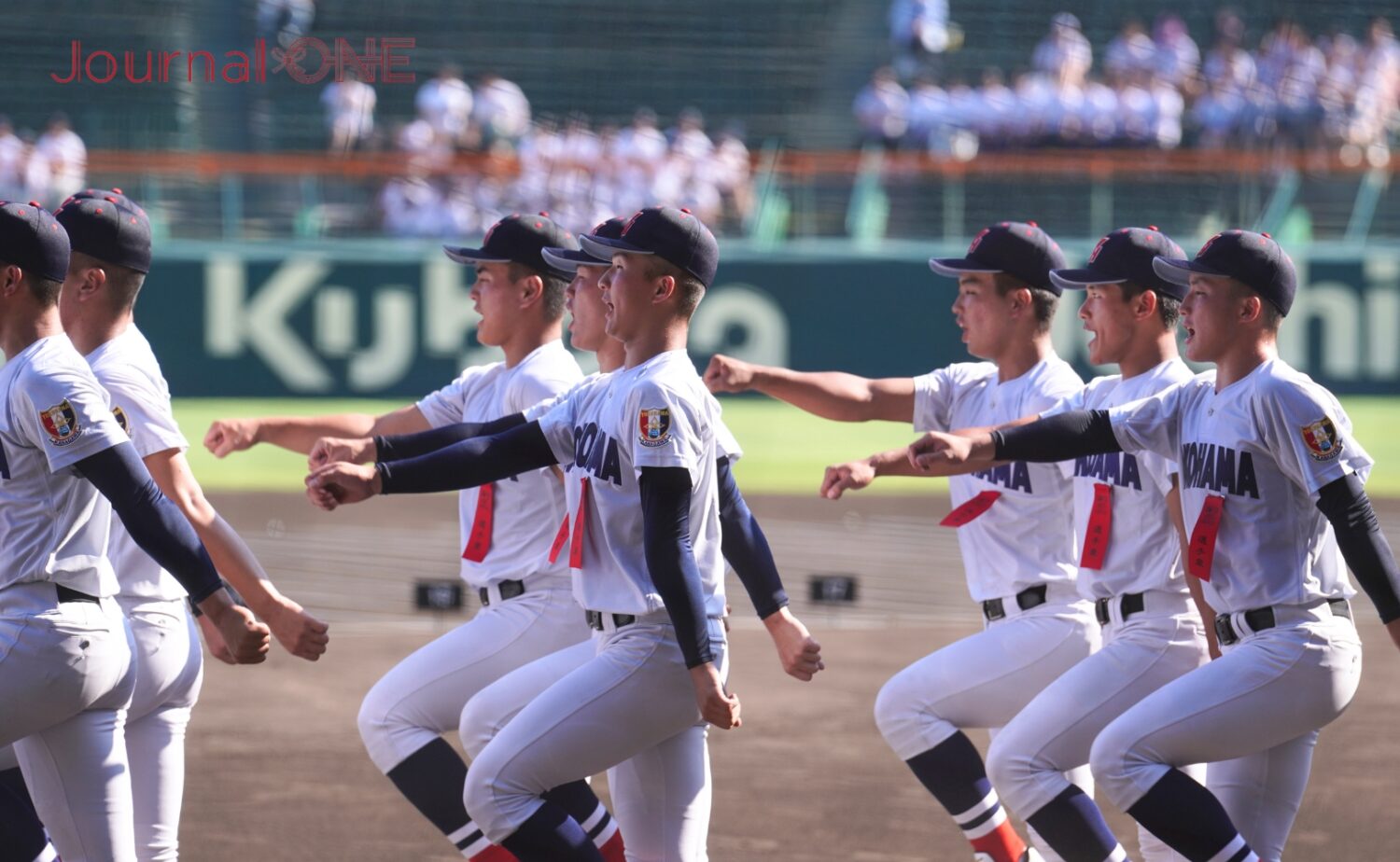 夏優勝2回の名門・横浜にはひときわ大きな拍手が送られた-Journal-ONE撮影