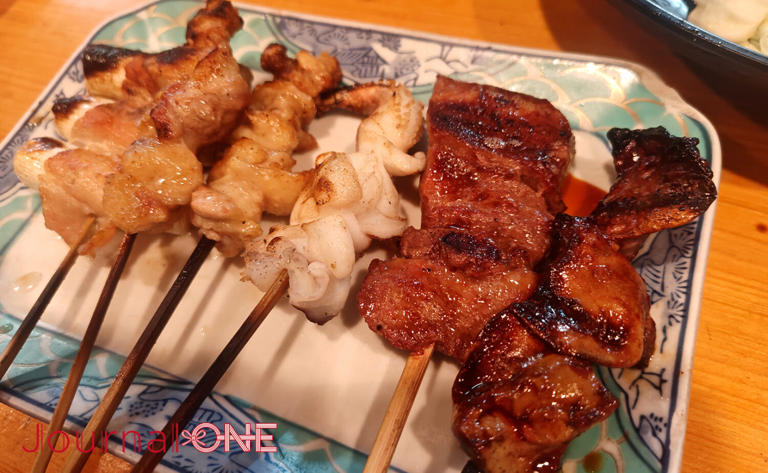 本格派 炭焼やきとり処 カープ鳥