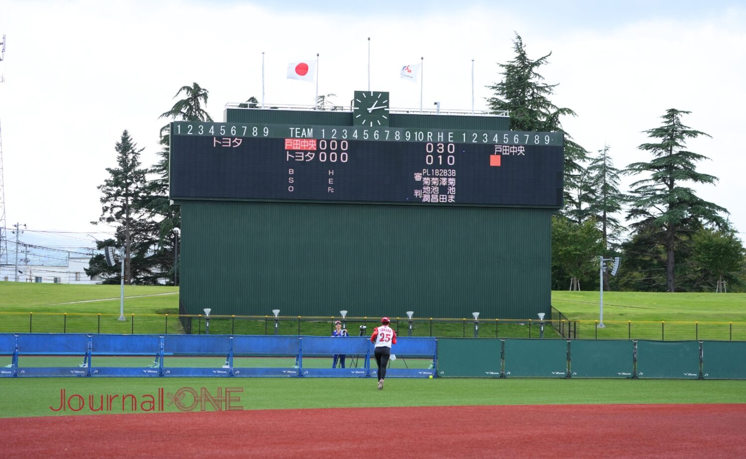 はるか夢球場（弘前市運動公園野球場）