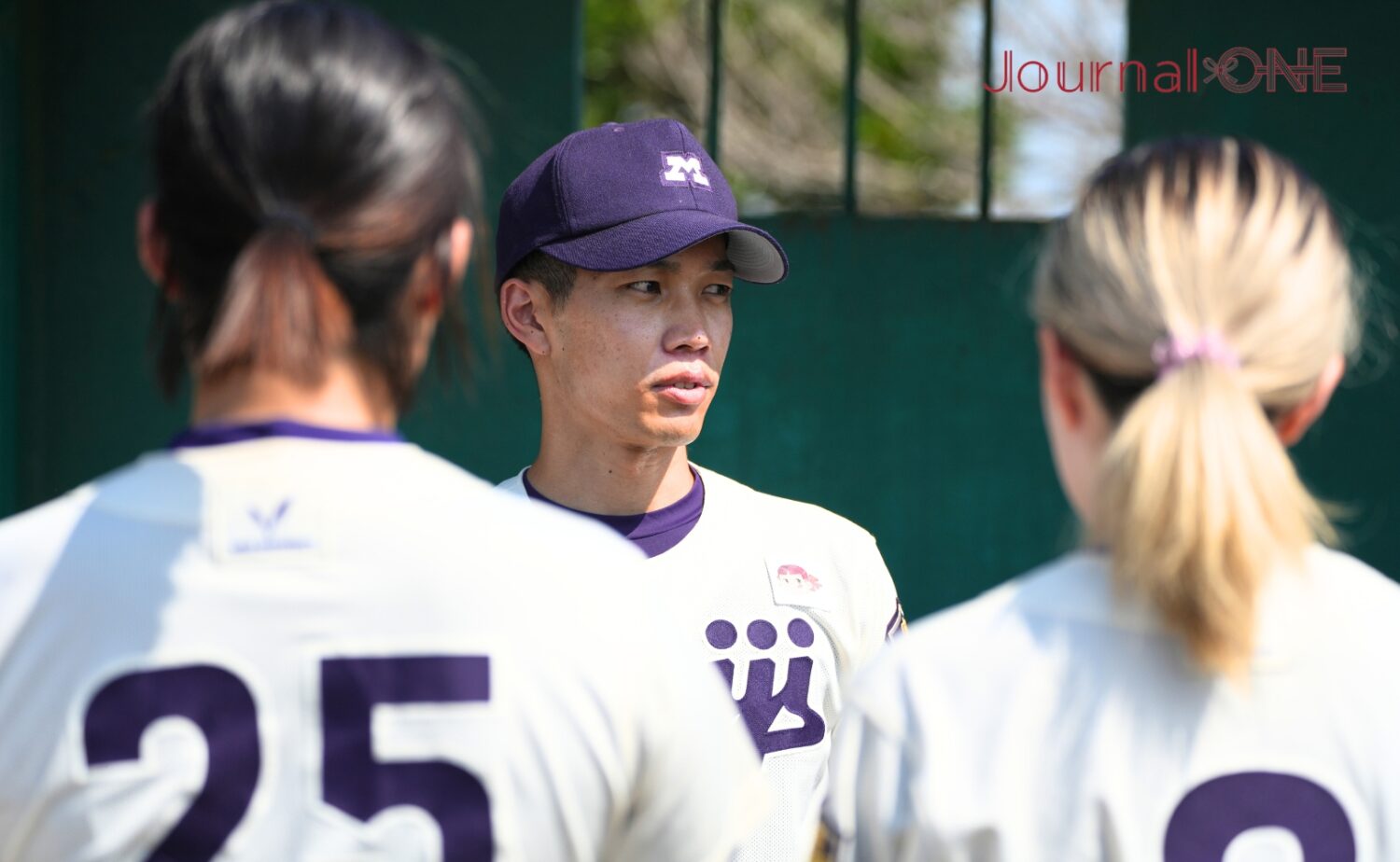 幅広く女子野球界で交流する藤﨑監督-Journal-ONE撮影