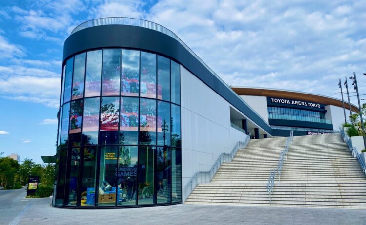 お台場に完成したトヨタアリーナ東京の外観-永瀬和志撮影