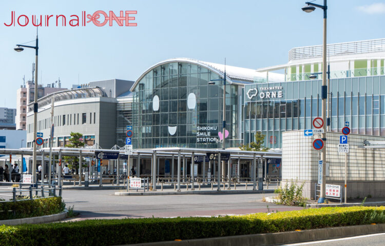 駅舎と緑が調和する、高松駅のもうひとつの表情