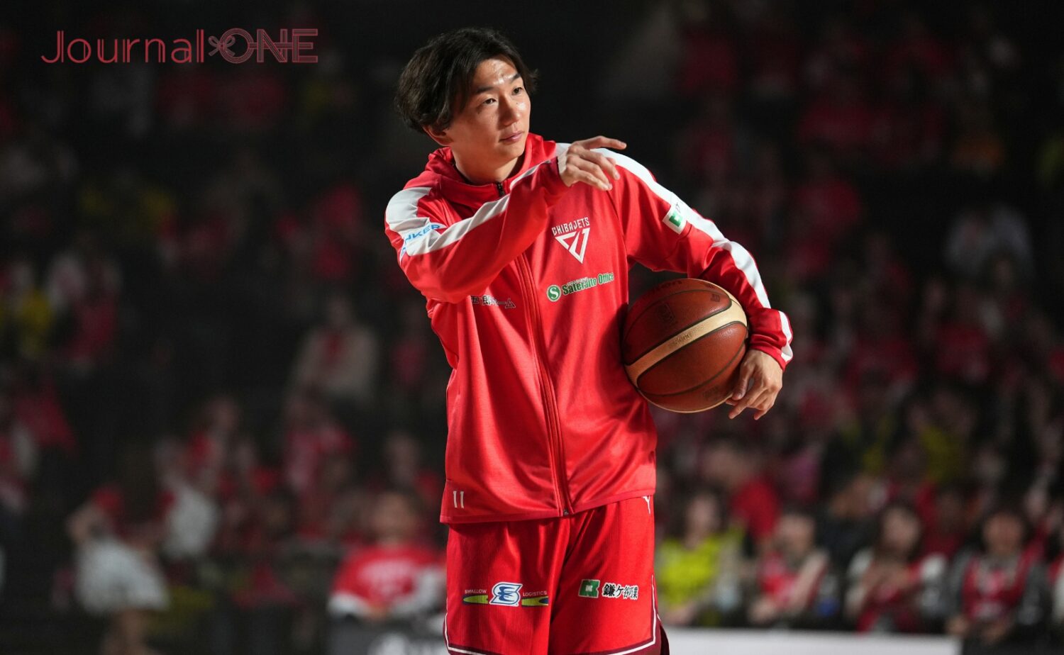 練習時、常にチーム全体を見ながらアップをする西村-Journal-ONE撮影