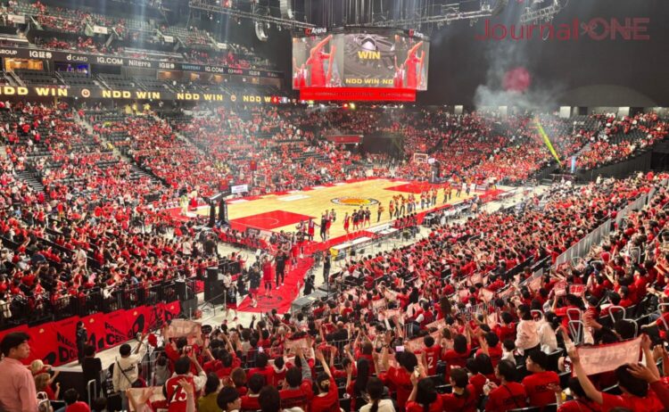 13,375人のファンで埋まったIGアリーナ-Journal-ONE撮影
