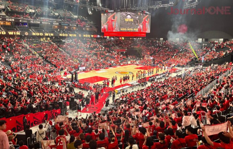 13,375人のファンで埋まったIGアリーナ-Journal-ONE撮影