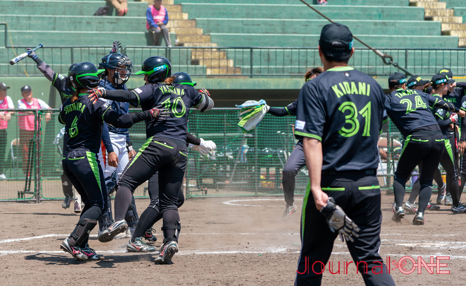 伊予銀行の勢いある攻撃