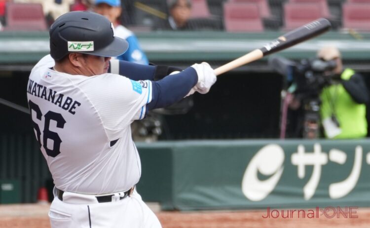 渡部健人(元西武)が左越え本塁打を放ったエイブルトライアウト2025