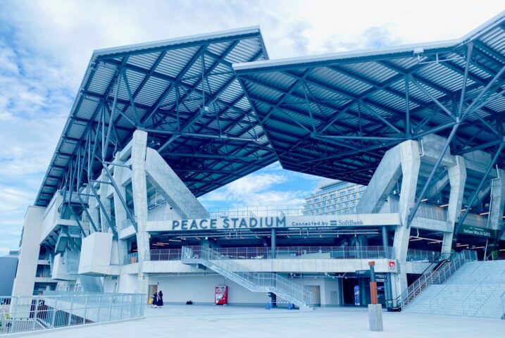 ピーススタジアム