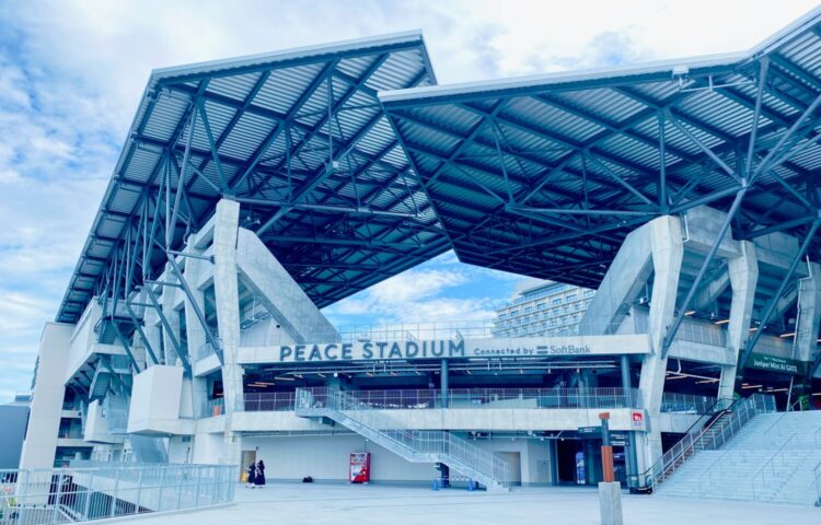 ピーススタジアム