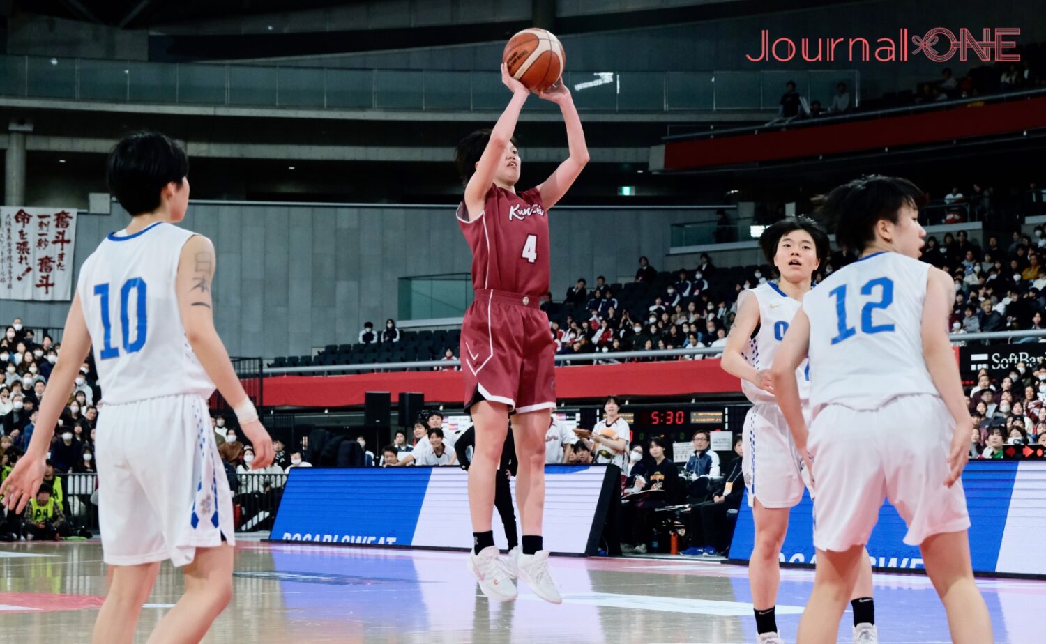 ウィンターカップ決勝で大阪薫英・幡出が3Pを放つ