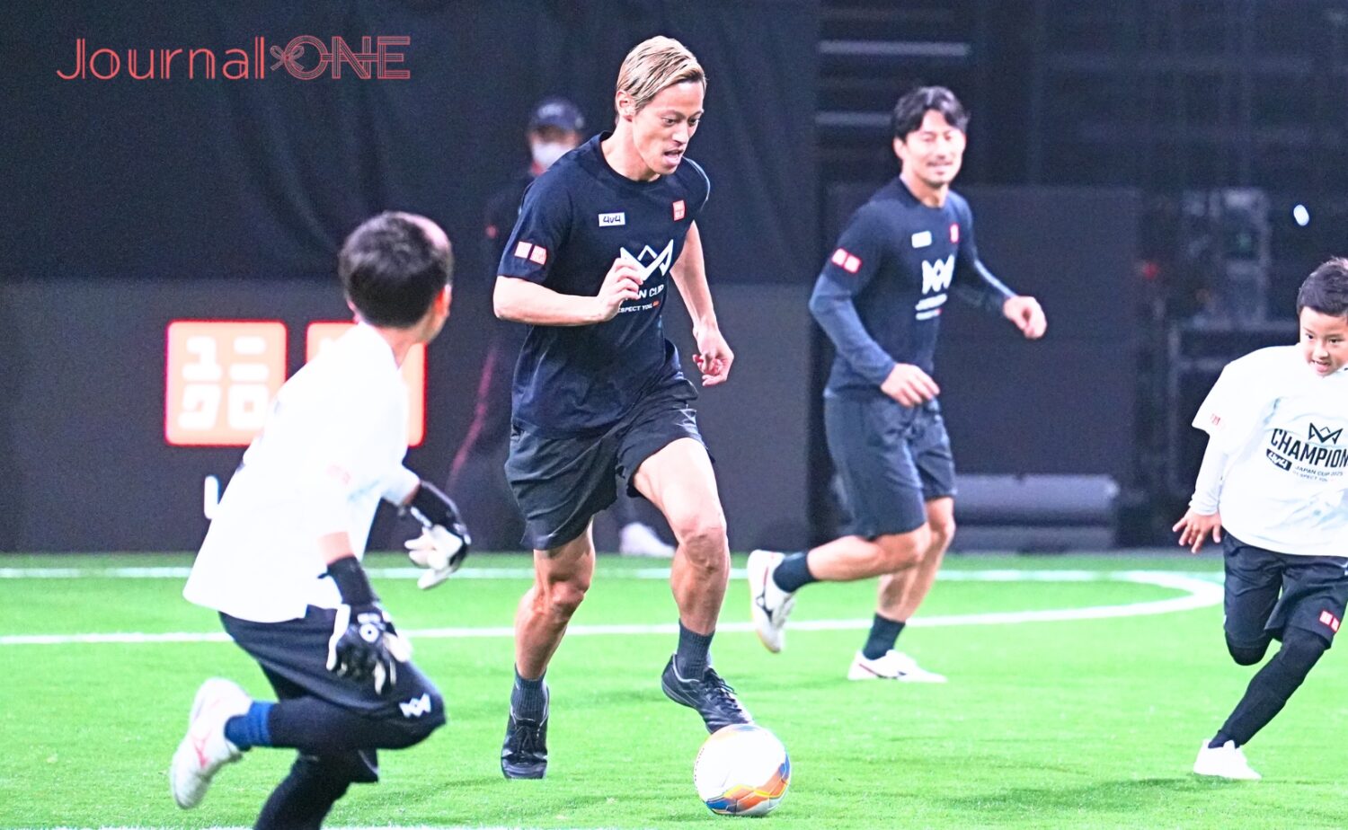 本田圭佑が小学生とガチサッカー_4v4のJapan Cupで