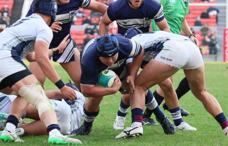 花園3連覇を目指す桐蔭学園が決勝進出