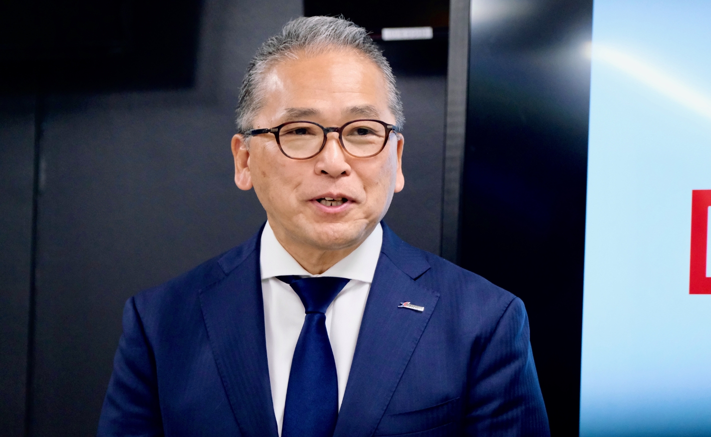 「Xプレミア」について説明するXリーグの並河研理事長　DSCF0999