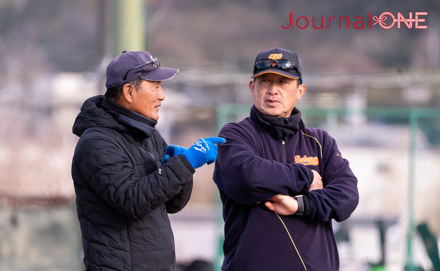 和歌山大学の大原監督（右）