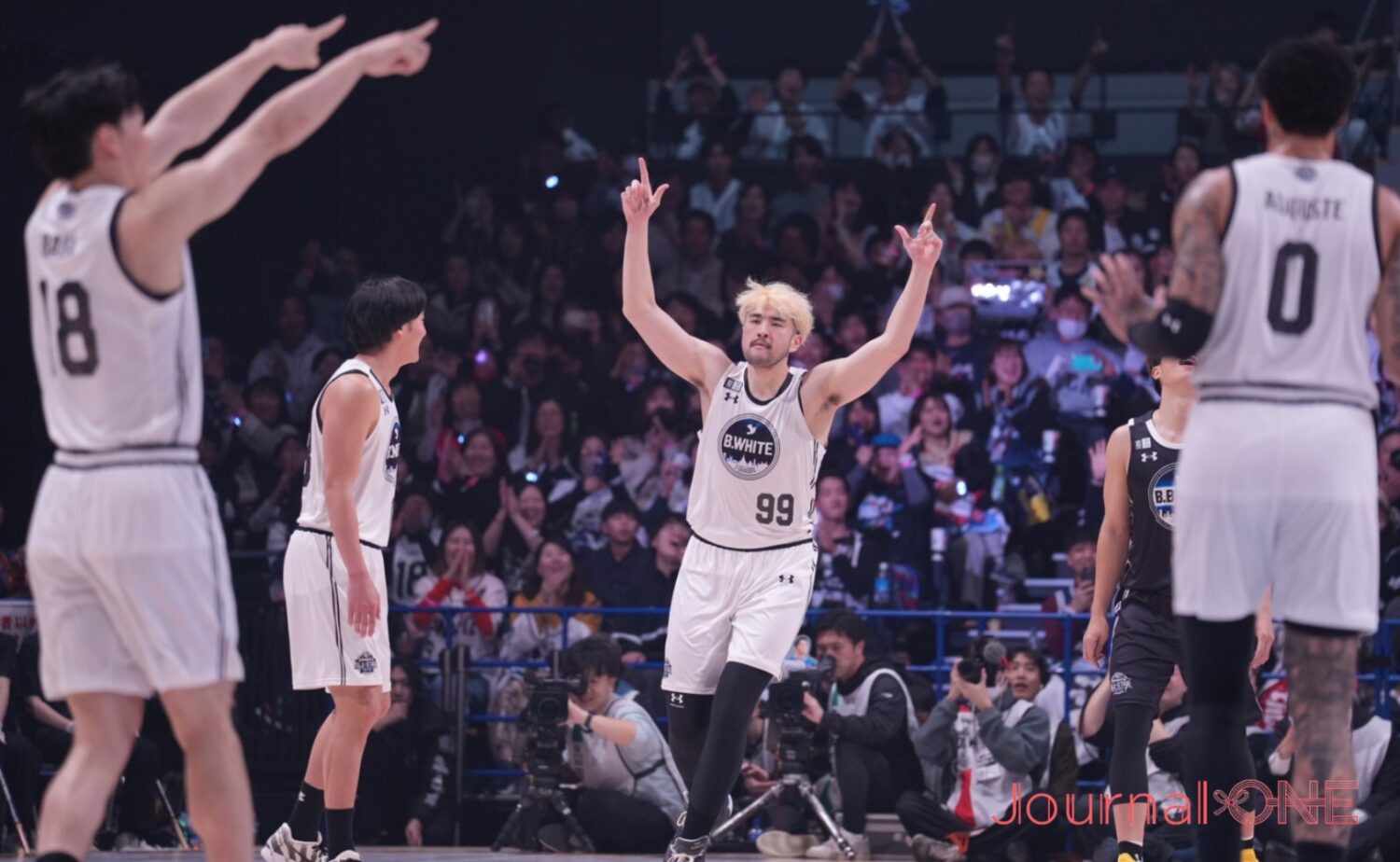 Bリーグオールスターでシュートを決めた川真田