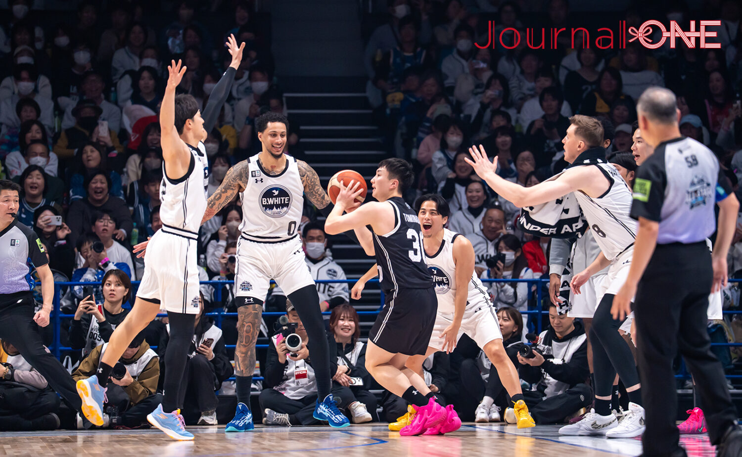 オールスターの特別感あふれる、和気あいあいとした両チームの交流プレー（長崎開催）