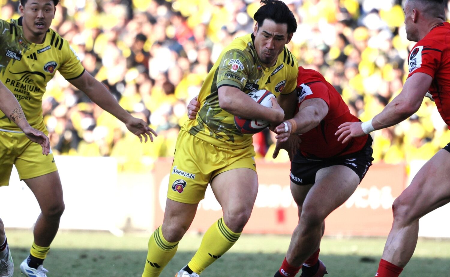 サンゴリアスの中村が中盤で存在感を見せる‐斉藤健仁撮影