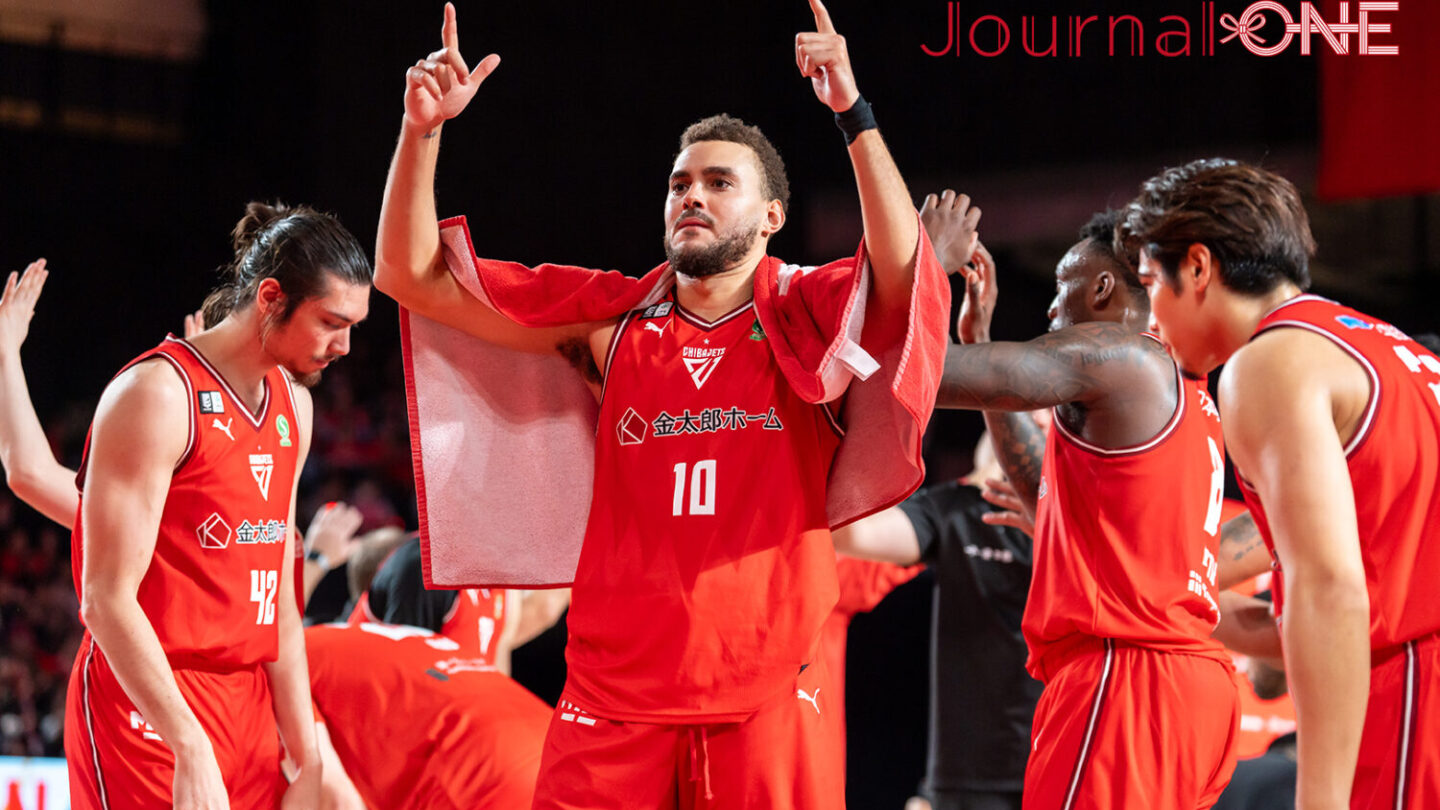 アルバルクの追撃を振り切り喜びを現わすホグ-Journal-ONE撮影