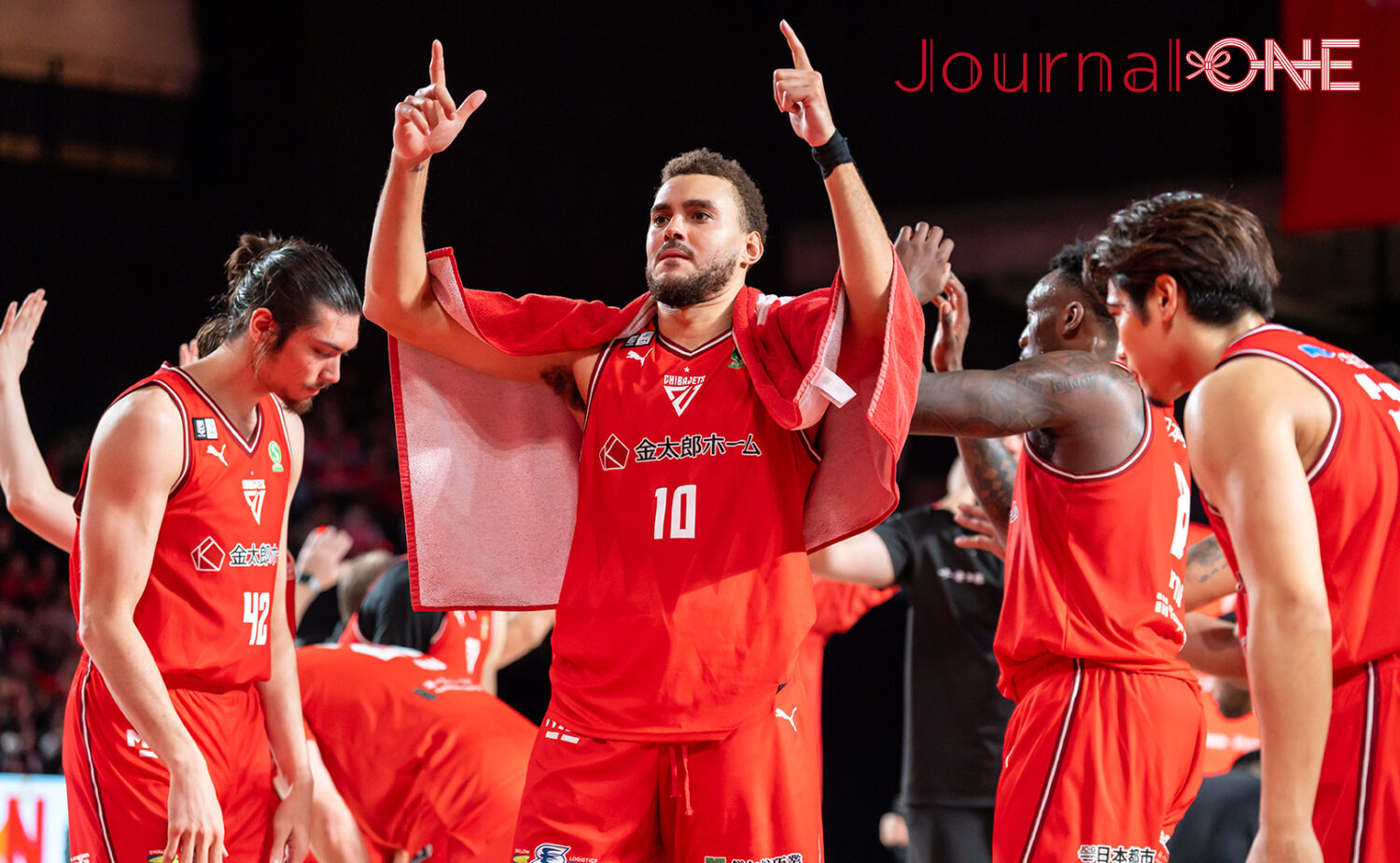 アルバルクの追撃を振り切り喜びを現わすホグ-Journal-ONE撮影