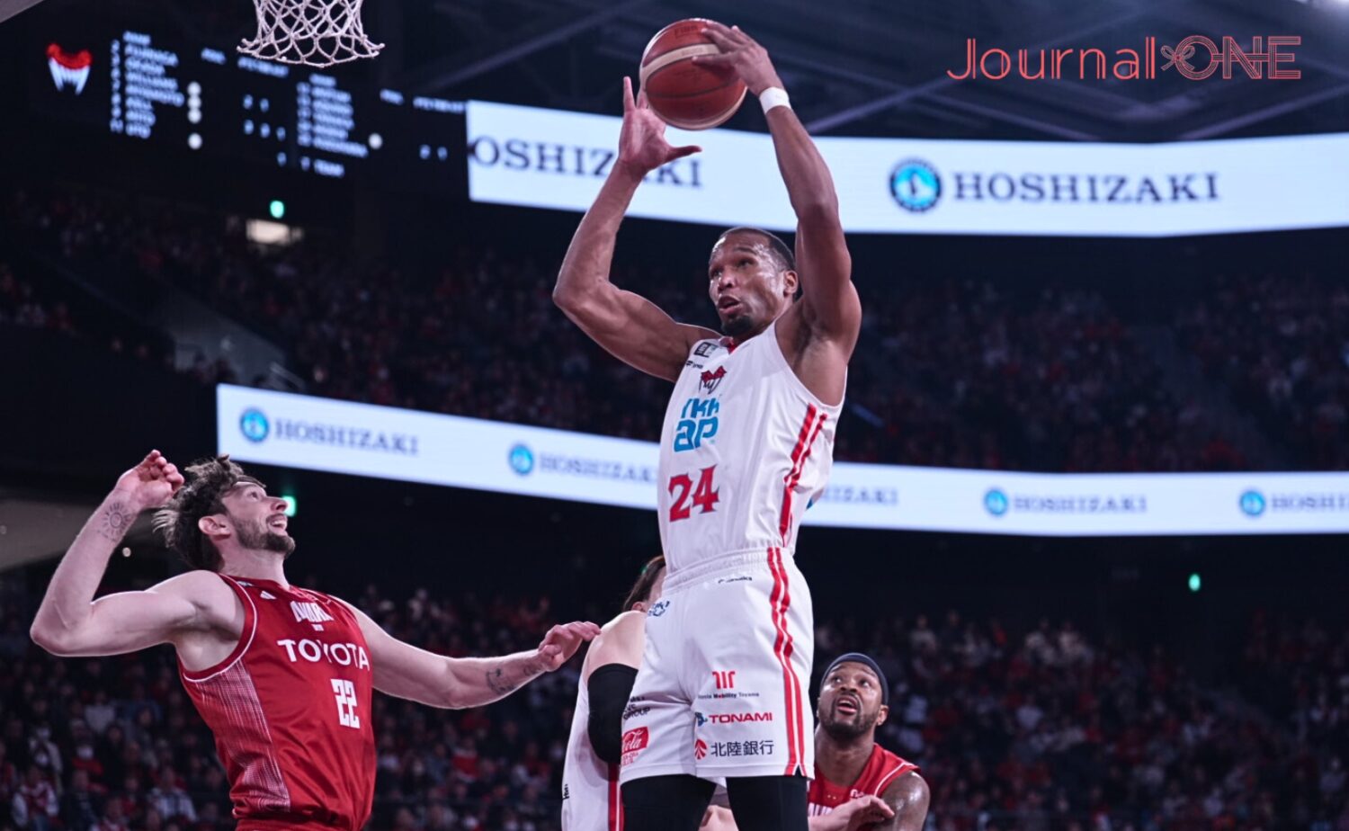 グラウジーズ ヤニス・モランはチーム最多得点とリバウンドで奮闘