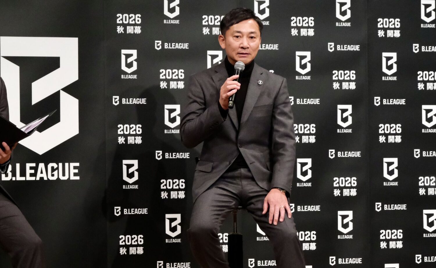 Bプレミア 2月17日の会見に登壇した島田慎二チェアマン‐永塚和志撮影