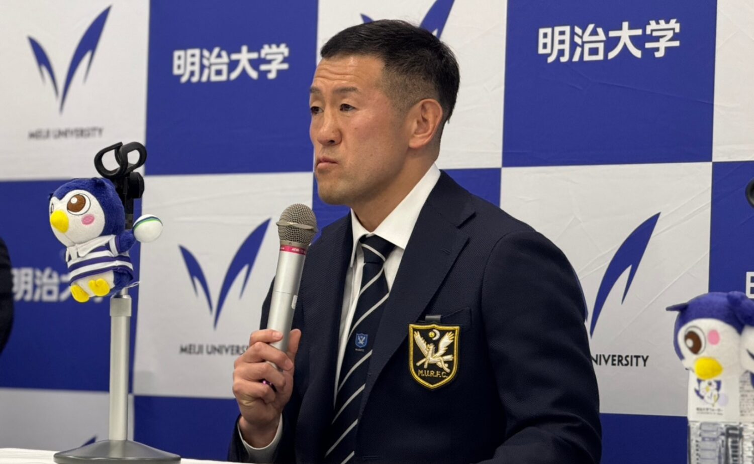 明治大学ラグビー部新監督の発表会見