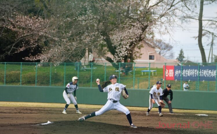 神戸弘陵 準決勝で散る！桜の下で力投する山戸-Journal-ONE撮影