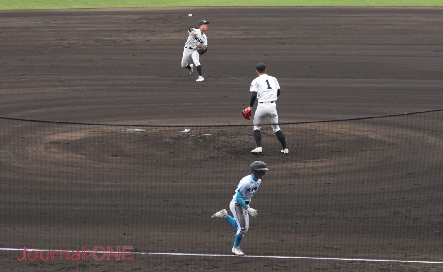 無駄ない本塁送球より速い金子選手のスタート‐Journal-ONE撮影