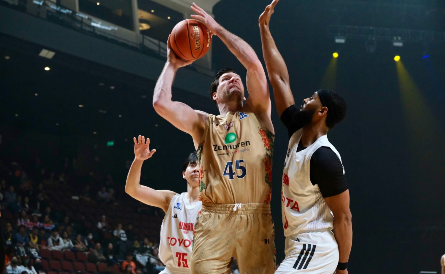 この試合のMVPに輝いたジャック・クーリー‐永塚和志撮影