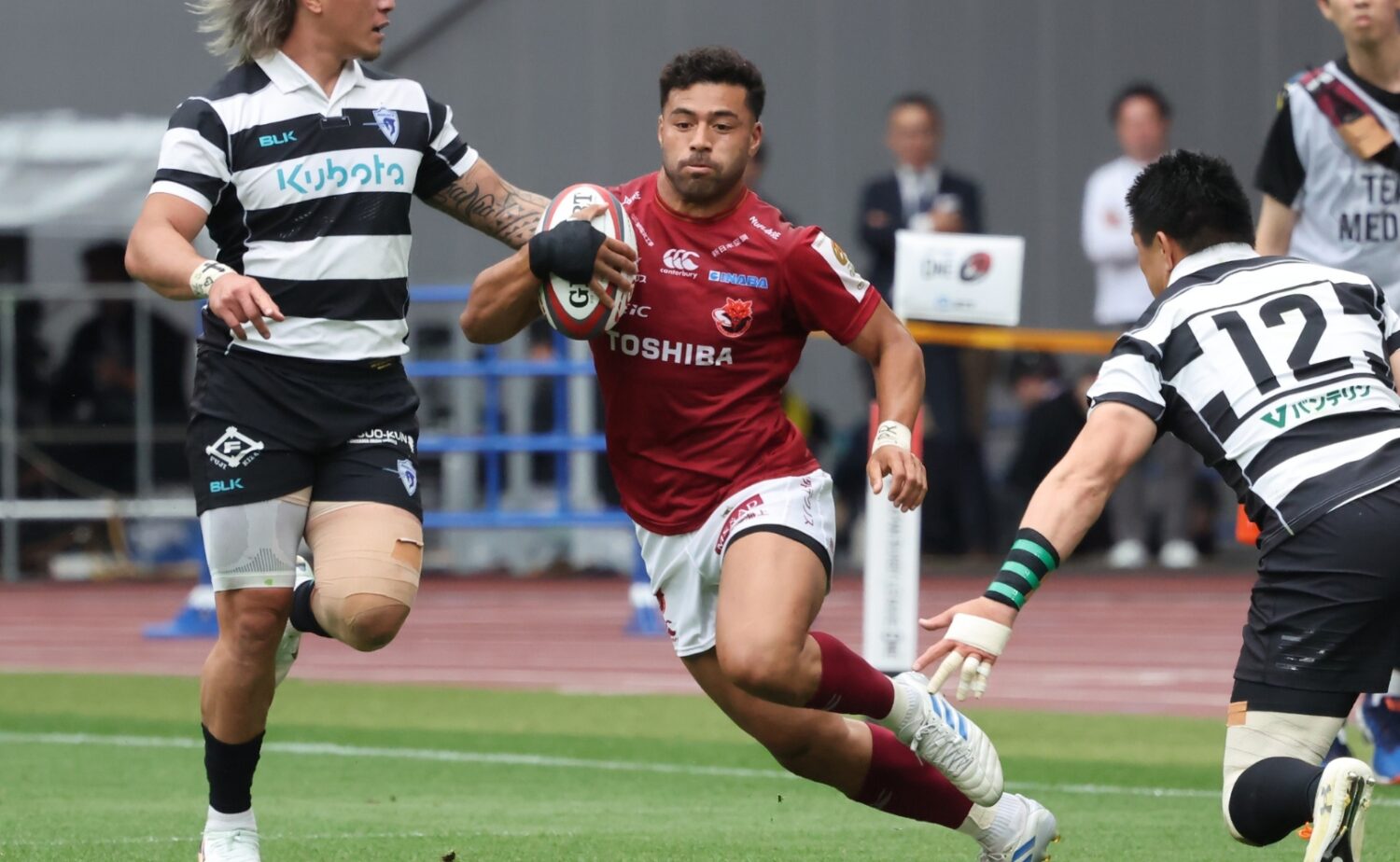 リーグワンでのプレーは見納めとなる東芝ブレイブルーパス東京のSOモウンガ