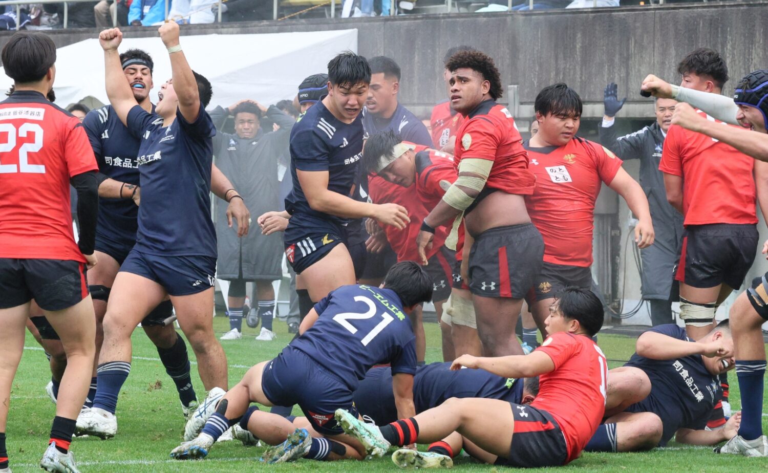 東洋大学は、昨季の大学選手権で帝京大学と対戦