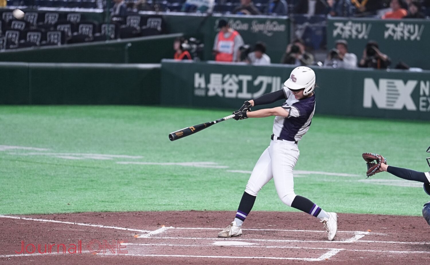 高校女子硬式野球 2本の長打を放った小池選手（佐久長聖）-Journal-ONE撮影