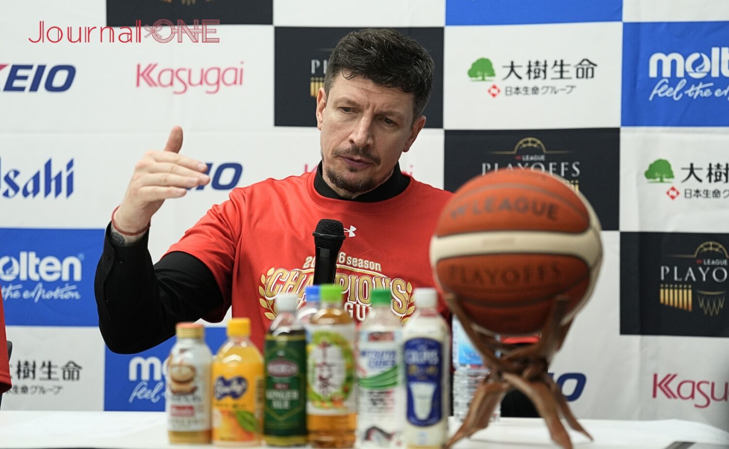 デンソーアイリスのヴクサノヴィッチHCがシーズンを総括-Journal-ONE撮影