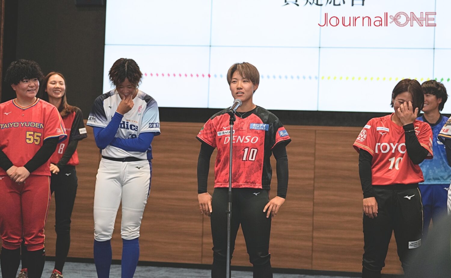 JDリーグ開幕前会見で笑いを誘う中溝優生（デンソー）-Journal-ONE撮影