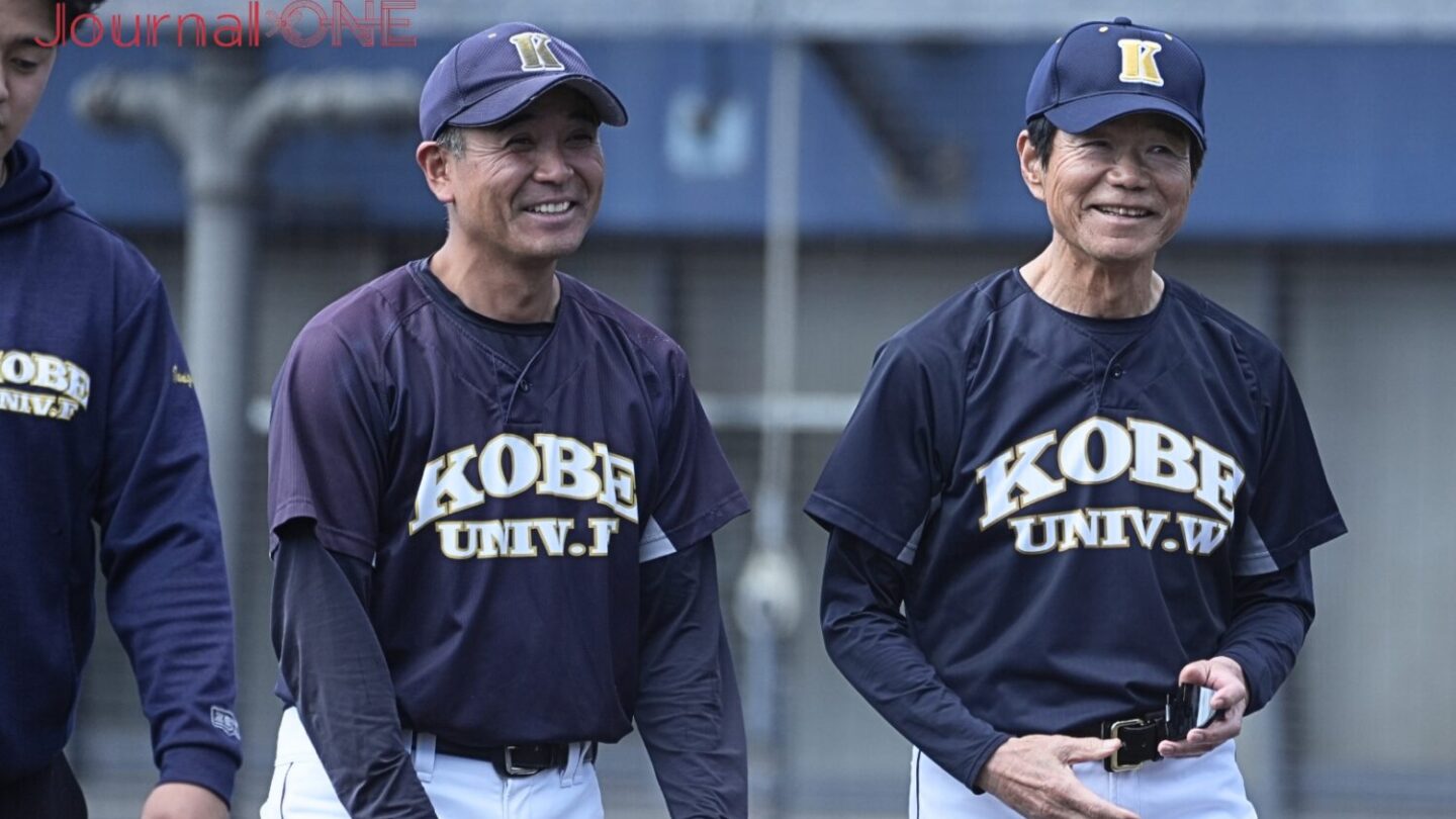 大寺コーチ（左）は高橋監督の教え子-Journal-ONE撮影