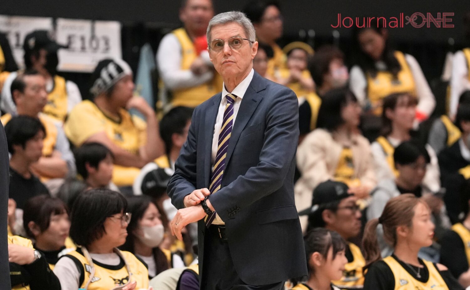 ありがとう青学 マルティッチHCは日本のファンに経緯を表する-Journal-ONE撮影