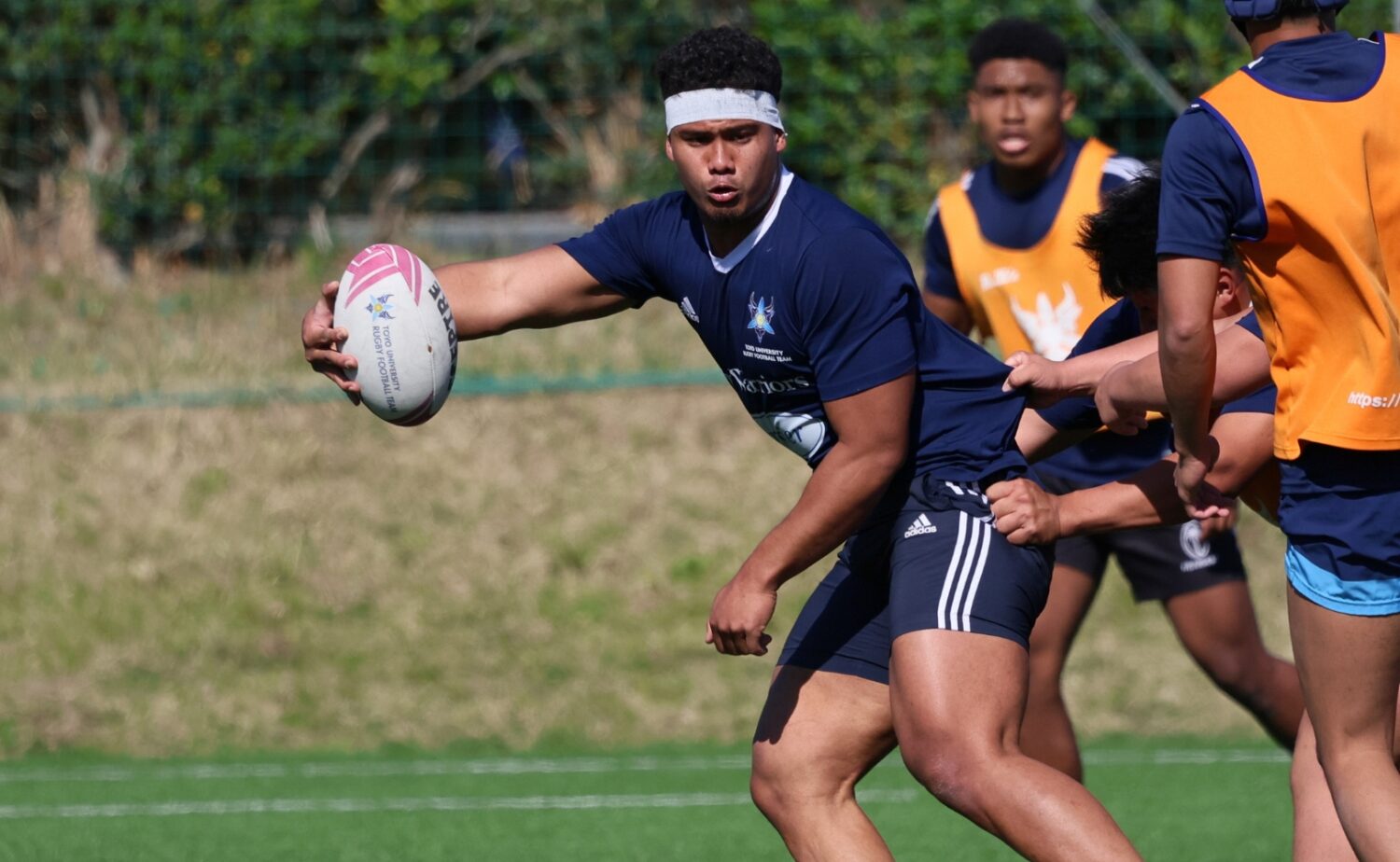 東洋大学で練習するロケティ‐斉藤健仁撮影