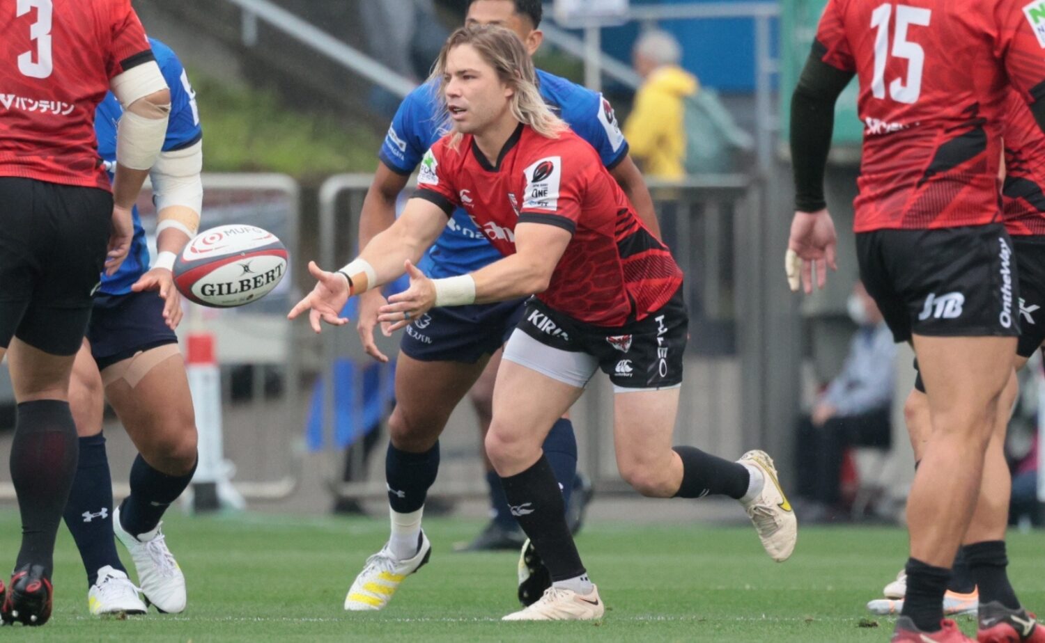 2023年、イーグルス初のPO準決勝　安定感あるプレーを見せたデクラーク‐斉藤健仁撮影